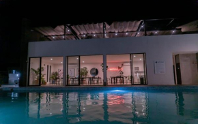 Hermoso condominio con alberca